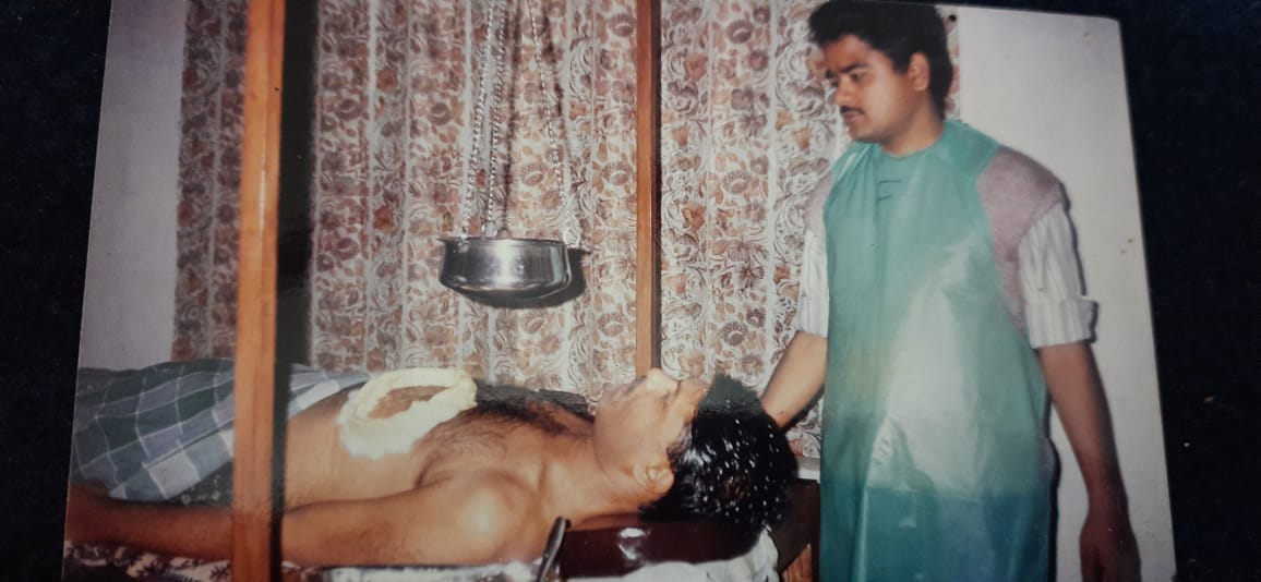 Hriday Dhara Treatment - Best Ayurveda Panchakarma Clinic in Patna India - Dr Ginni Jakhanwal - Jeevak